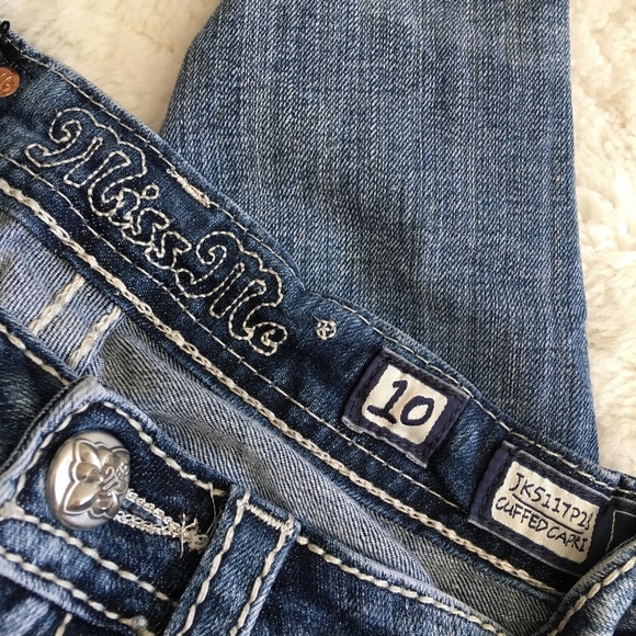 Miss Me Cuffed Capri Jeans Size 10x15.5" - Picture 6 of 7